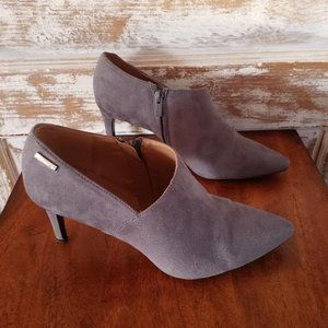 New Calvin Klein Women's Jenise Steel Greystone Microsuede Booties Heels 10 M US